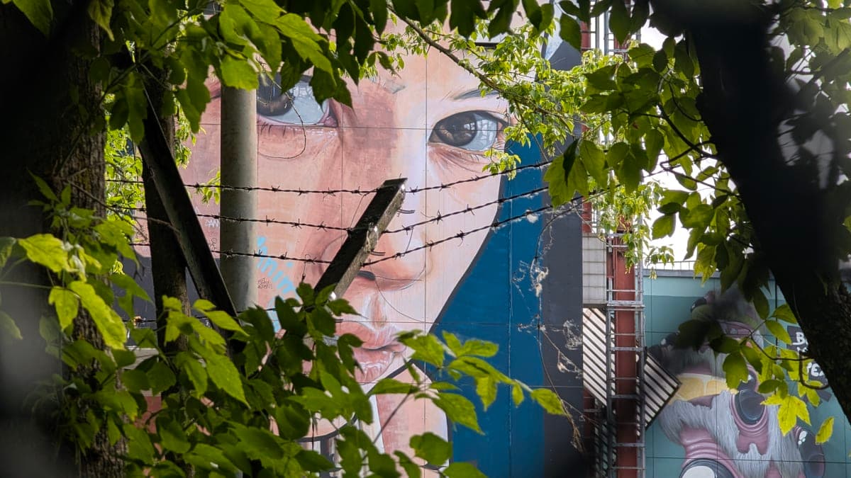 When David Turned into Goliath - Herakut